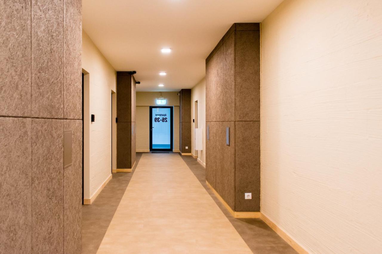 Apartment Youthments Living *