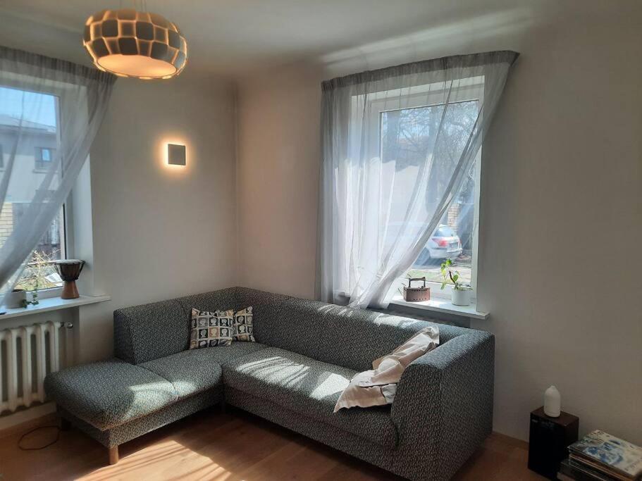 Cozy Private House With A Yard & Parking Casa de férias *
