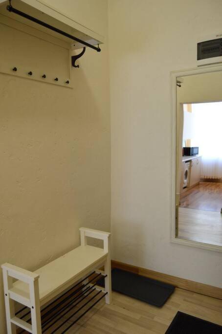 Apartamento Spacious Old Town Family Peachy 2 Bedrooms Apartment, Nearby The Presidential Castle *