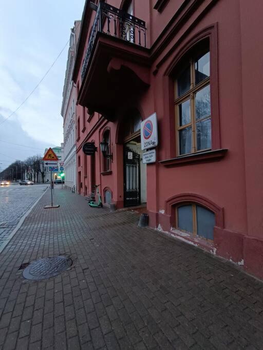 Apartamento Spacious Old Town Family Peachy 2 Bedrooms Apartment, Nearby The Presidential Castle Riga