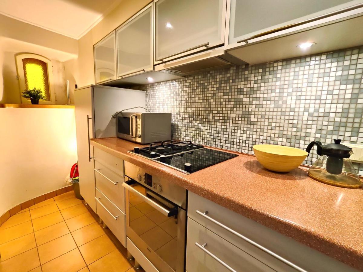 Swedish Gate One Bedroom Old Town * Riika