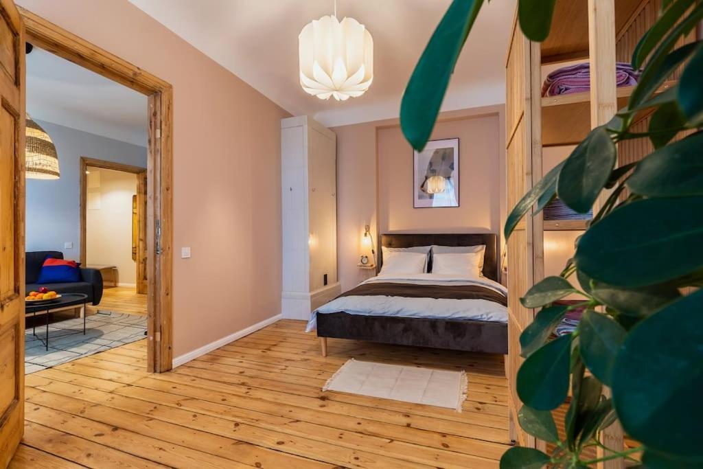 Apartment Design With Vintage Twist In Central