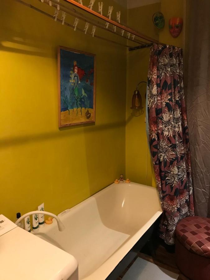 Cozy For Up To 3 Travellers, With Kitchen And Bath Riga