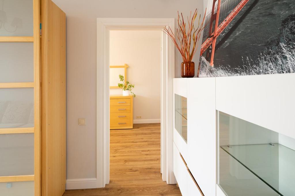 Cozy 2 Bedroom In Centre *