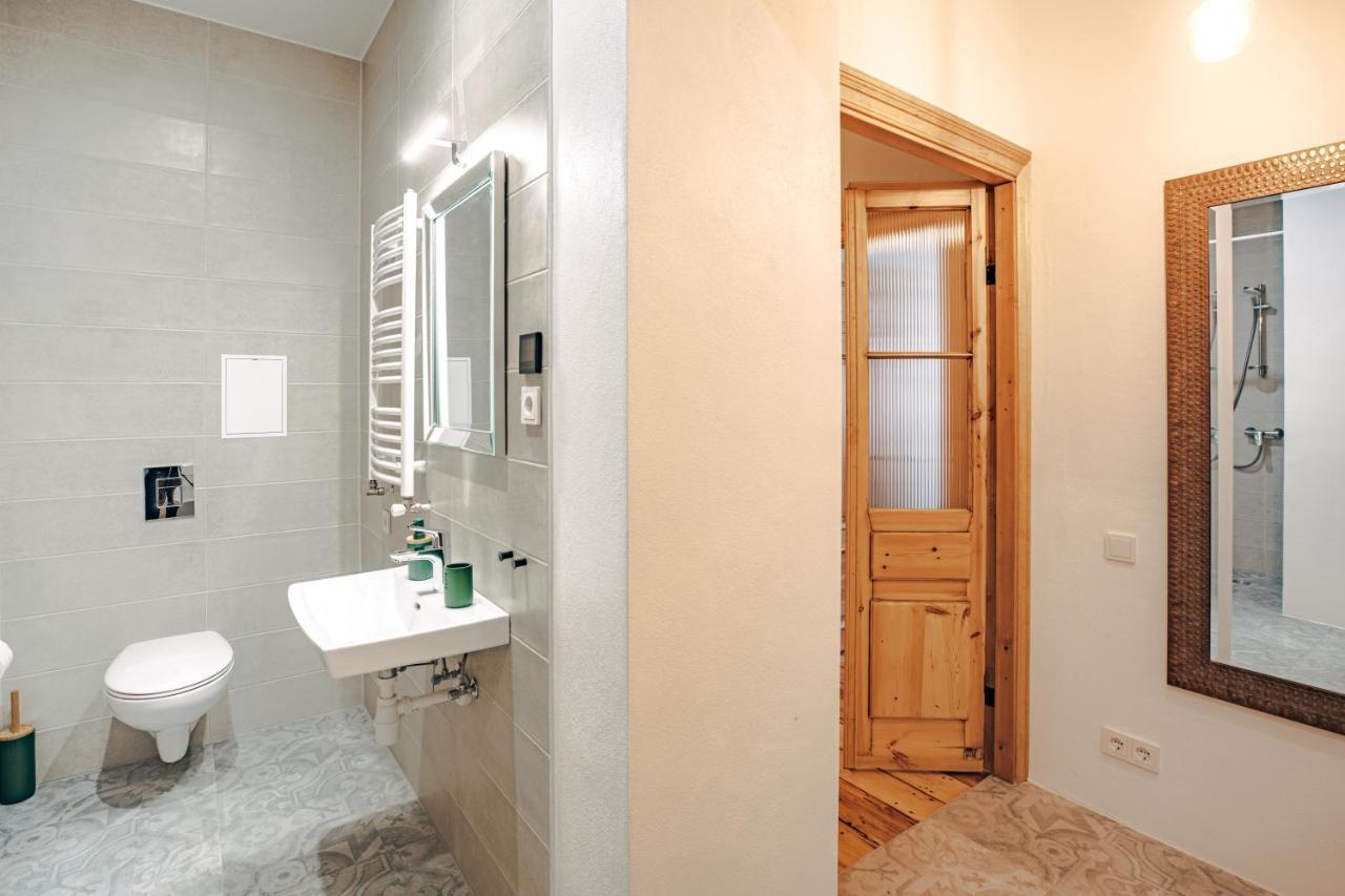 Constantine Apartment *