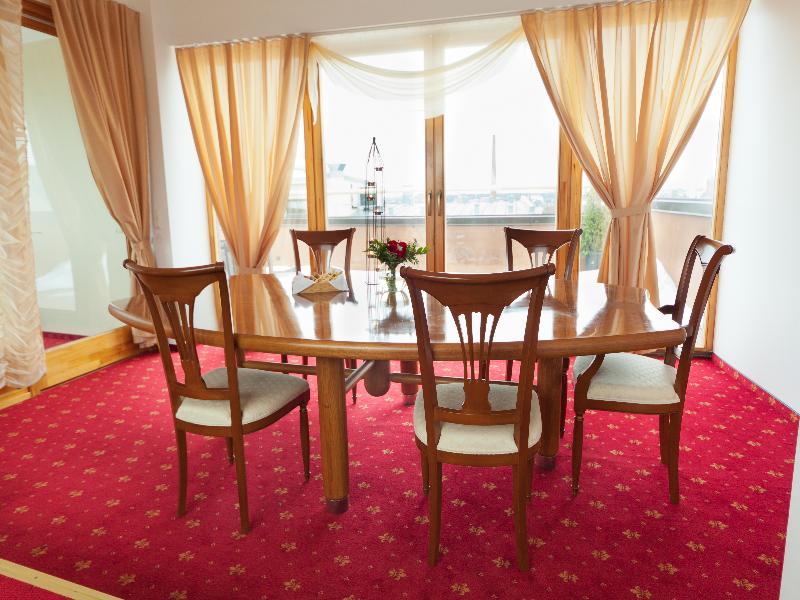 Teater Hotel 4*