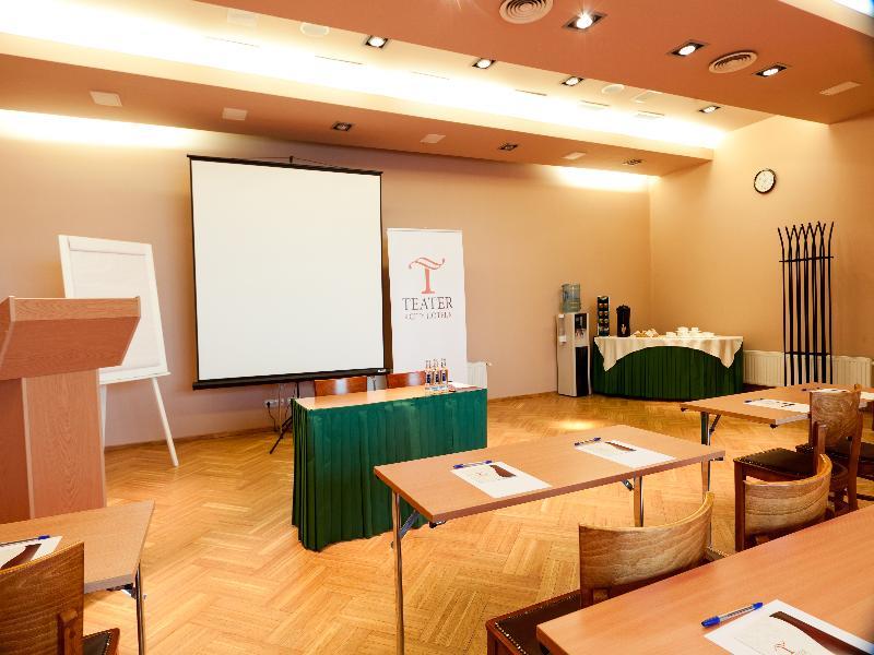 Hotel Teater 4*