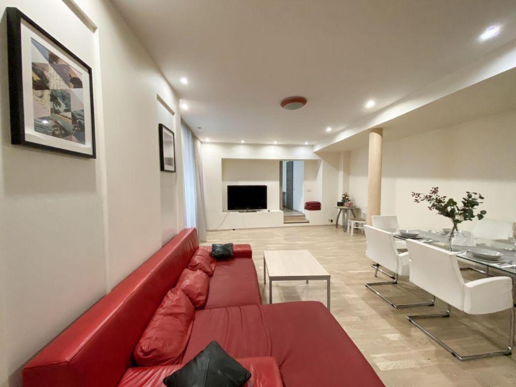 Old Town With Private Elevator Apartment *