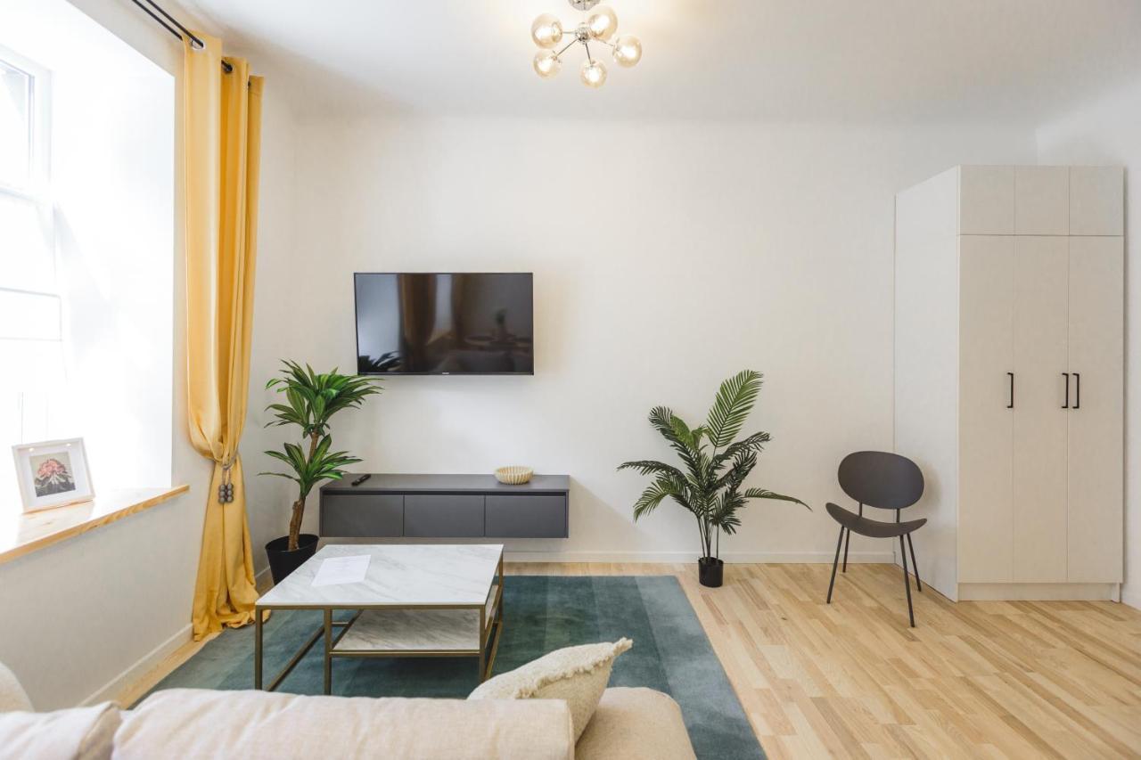 1212 With Free Parking Appartement *