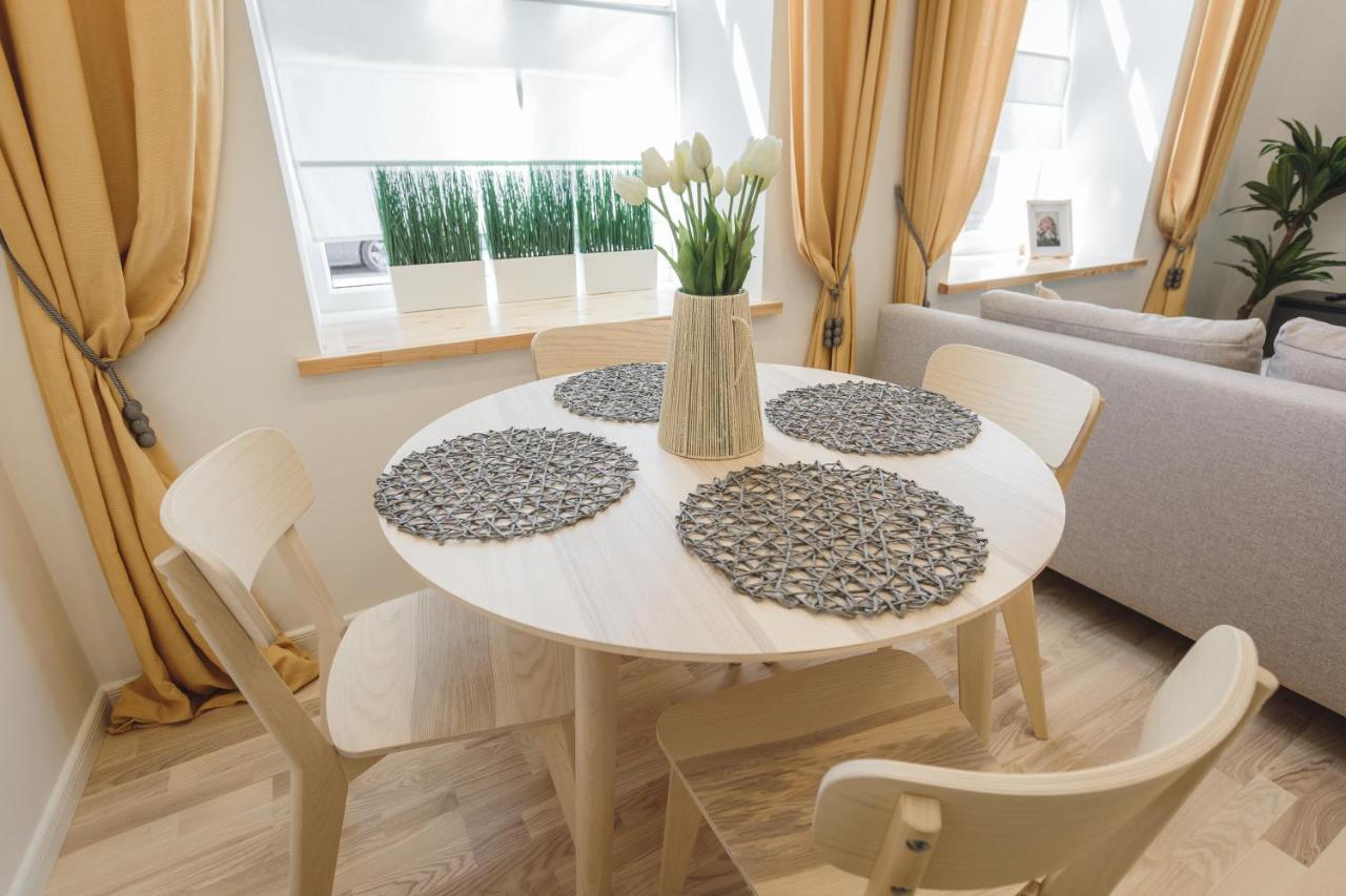 1212 With Free Parking Appartement Riga