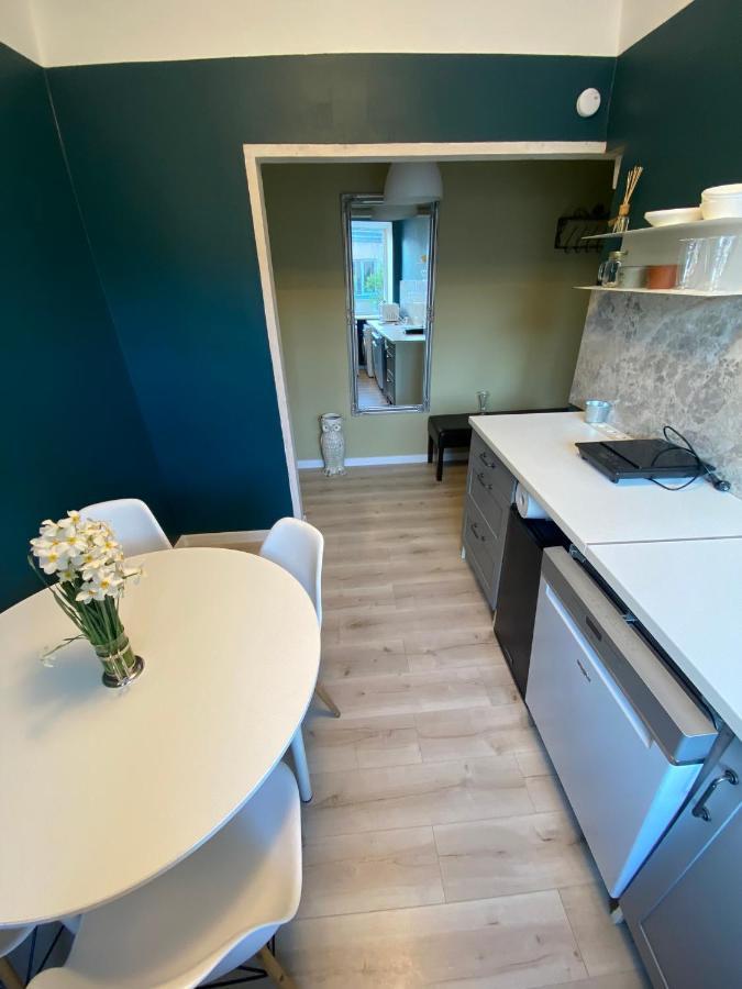 Apartment Quiet And Peaceful Close To The Center Riga