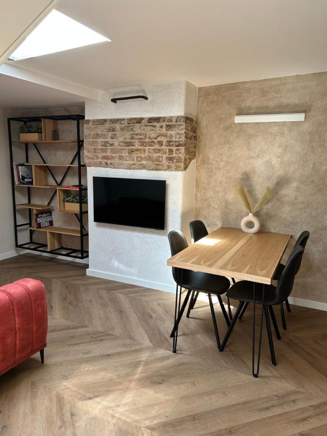 B34 Loft Apartment