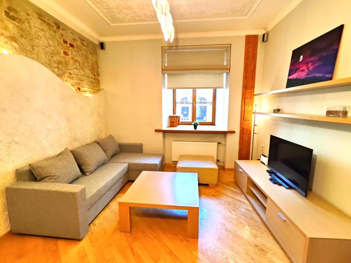 Huoneisto Swedish Gate One Bedroom Old Town *