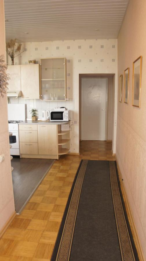 Huoneisto Cozy, Spacious Gertruda Self Chek In 20 Min To Old With Car 5 Min *