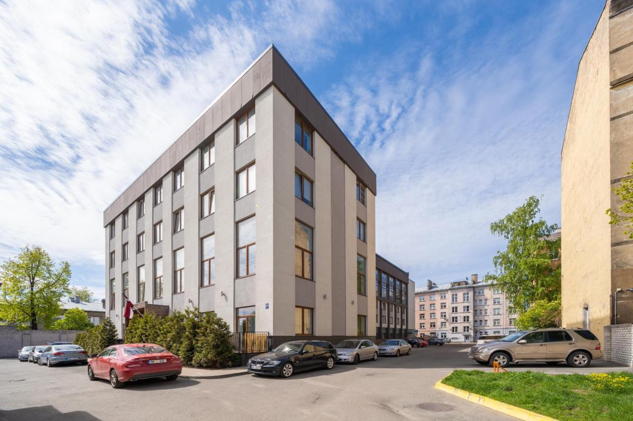Dzīvoklis Grizinkalns With Free Parking Riga