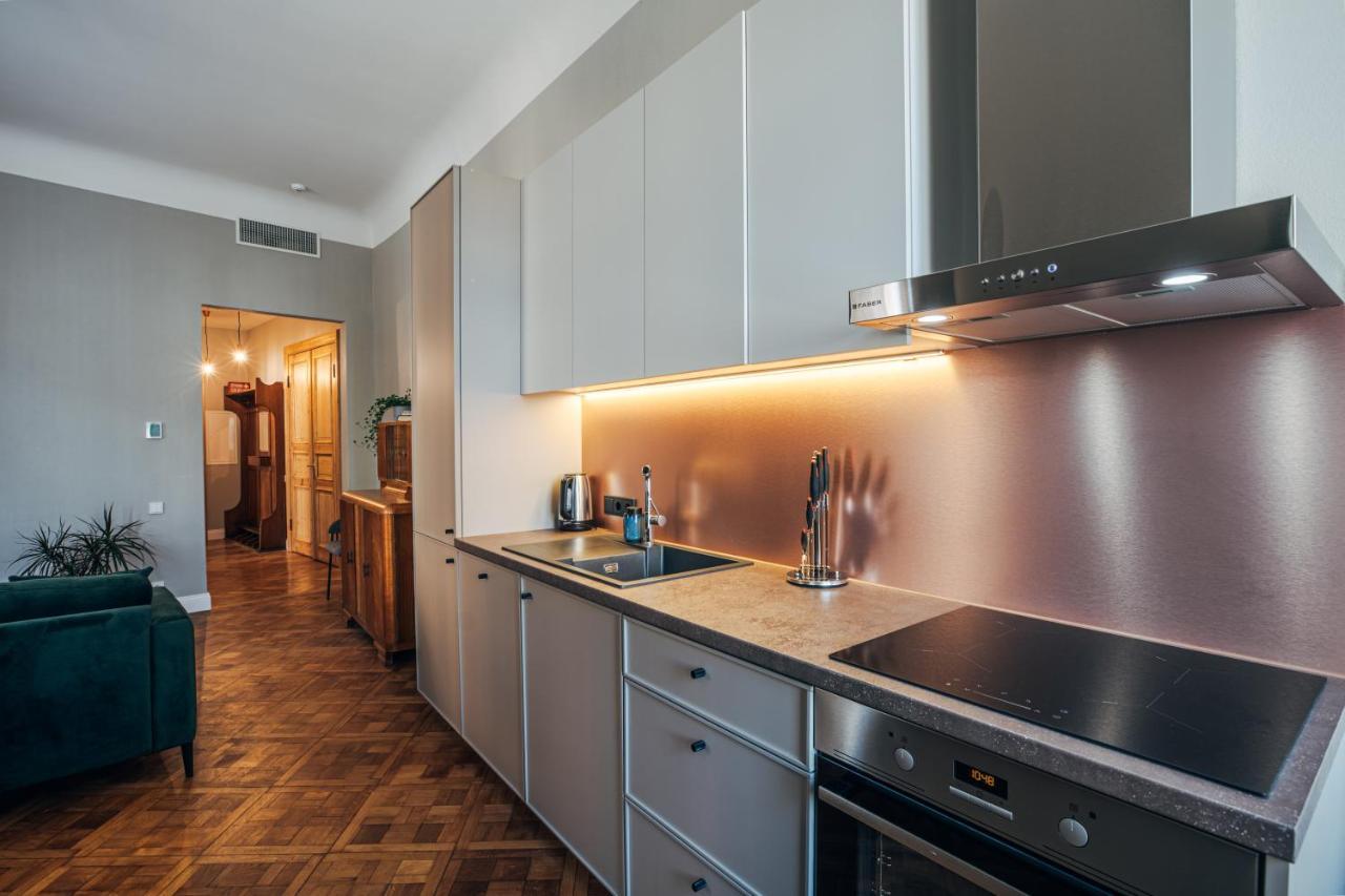 Constantine Apartment *