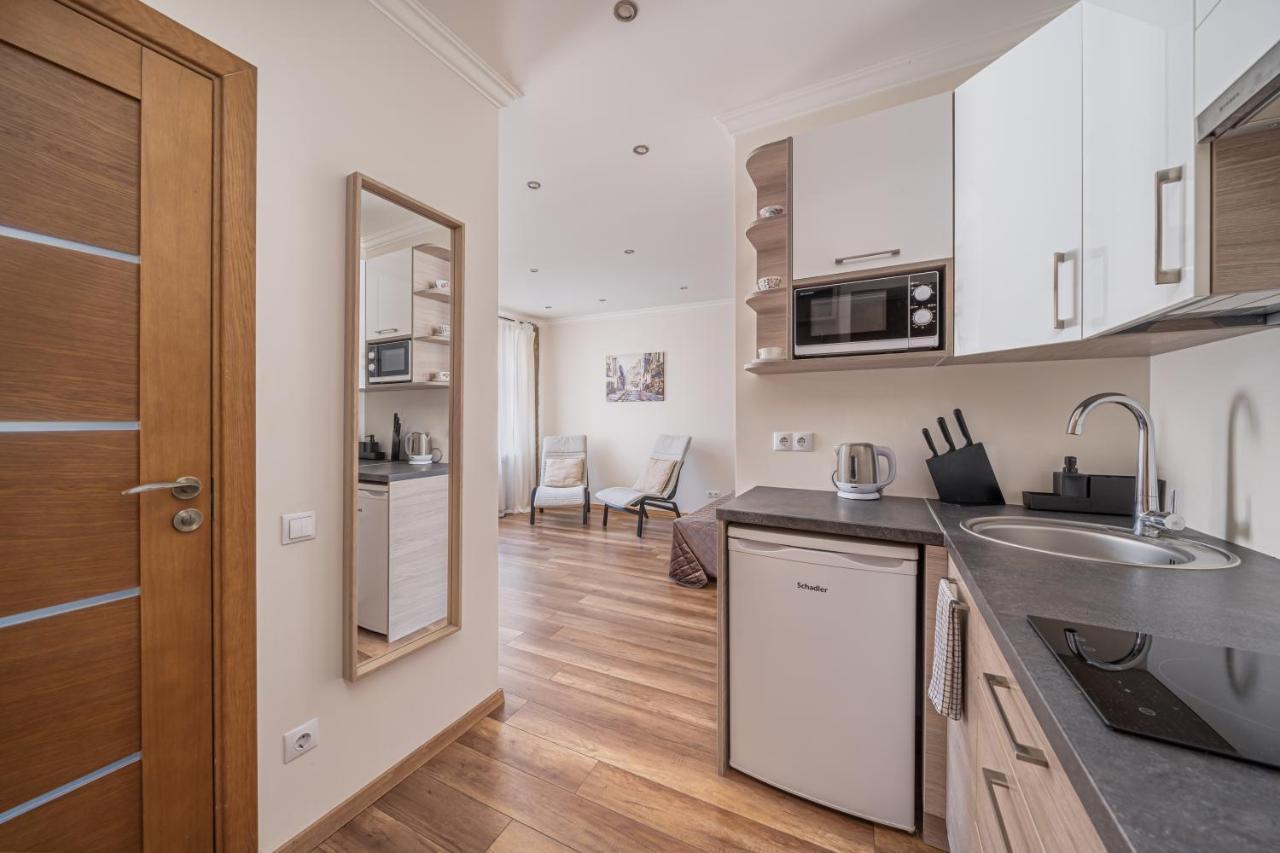 Apartment Top-floor With Courtyard View In Unesco Area, Murnieku Street *