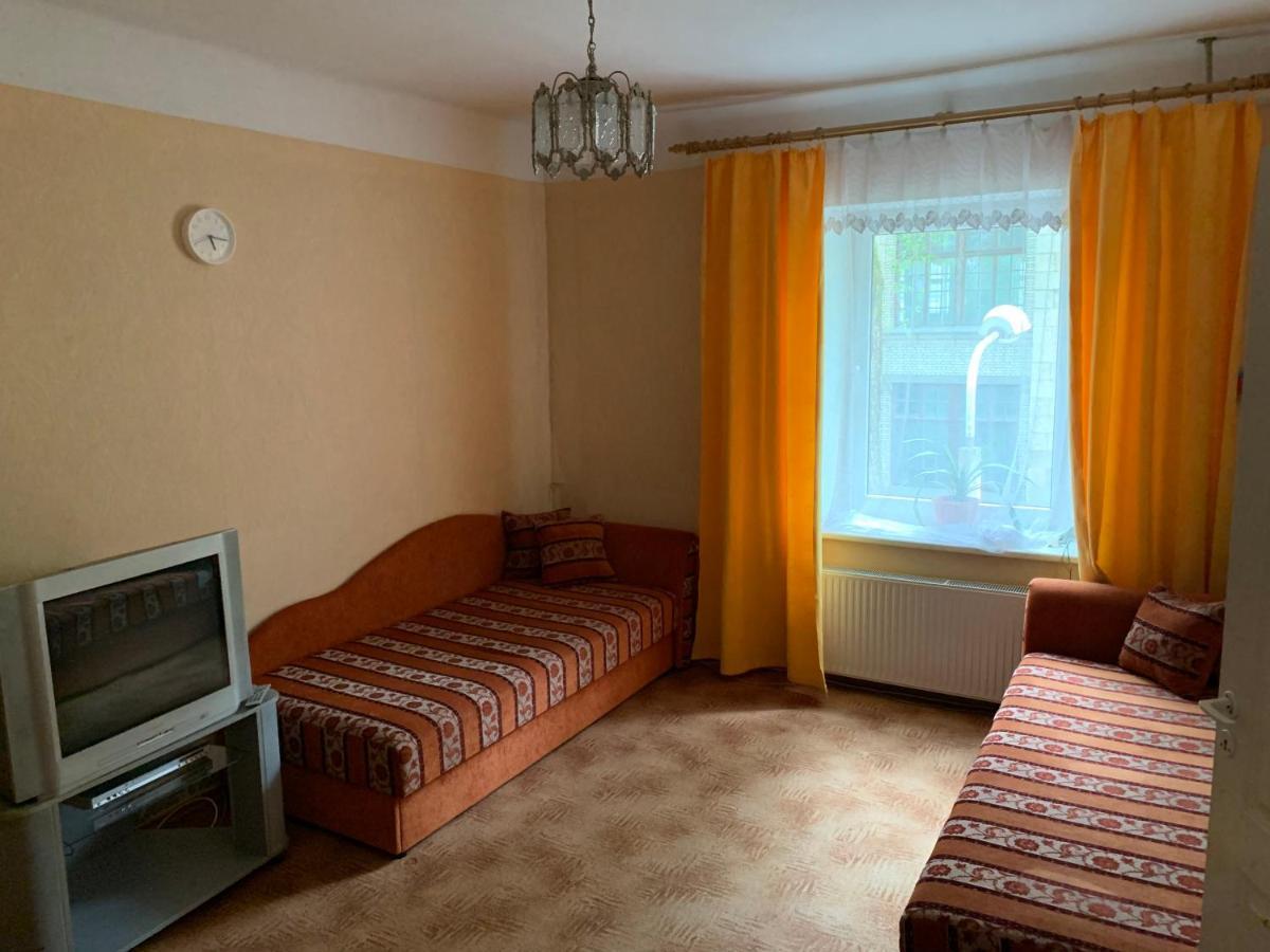 Sala Apartment *