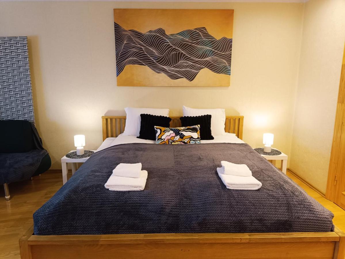 Appartement Elegant Old Town Toffee Bliss Apartment, Self Check-in, Steps From Bus Station *