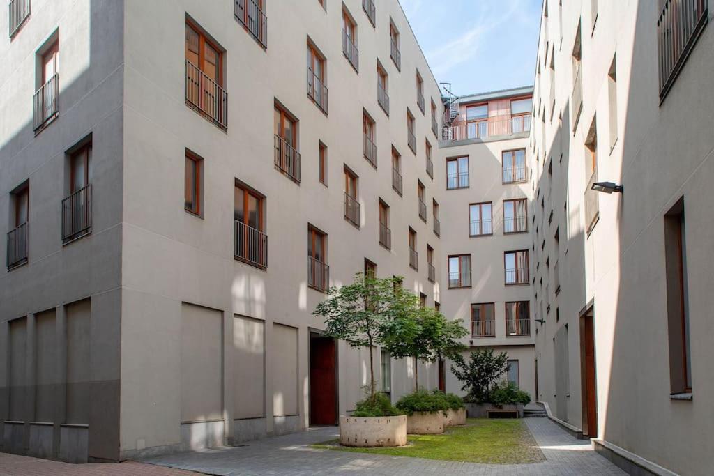 Cosy Old Town Flat In A Modern Secured Apt. Block Apartment Riga