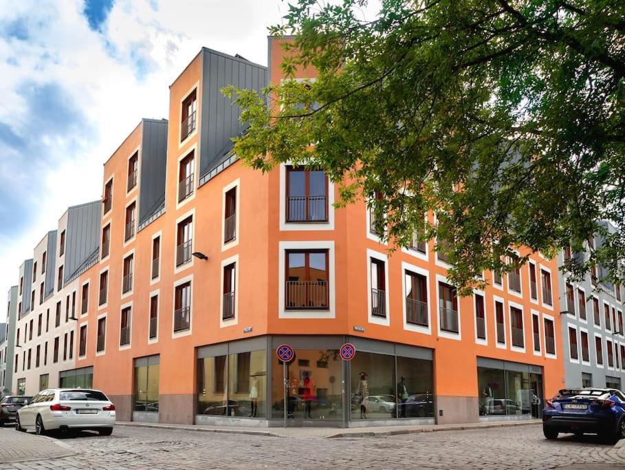 Cosy Old Town Flat In A Modern Secured Apt. Block Apartment