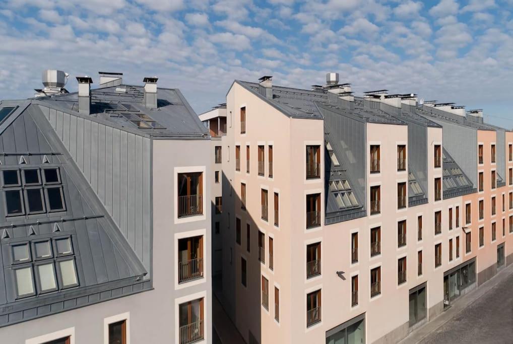 Cosy Old Town Flat In A Modern Secured Apt. Block Apartment