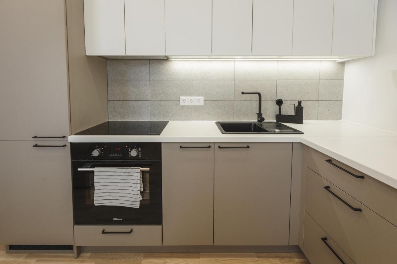 1212 With Free Parking Appartement Riga