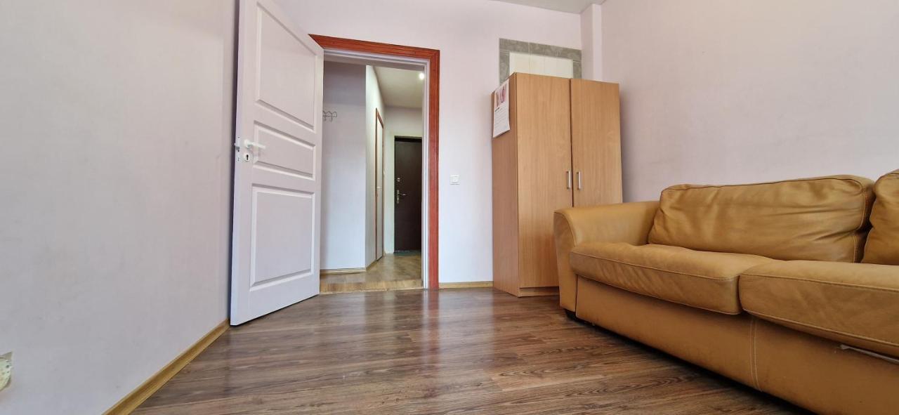 Apartment With Parking Place *