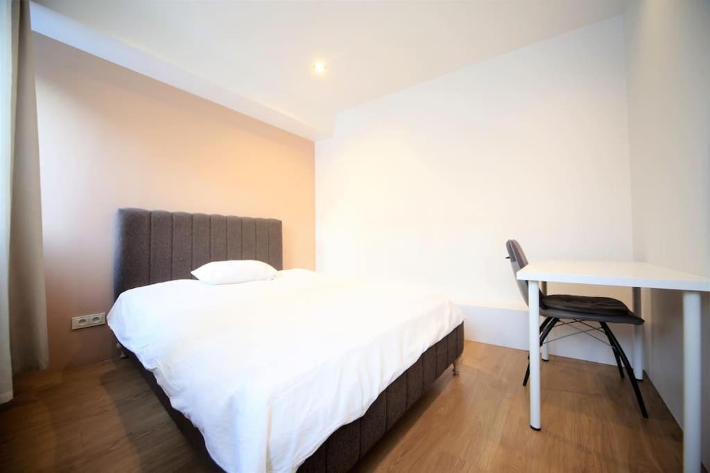 Two Bedroom / Old Town With Private Terrace Korter *