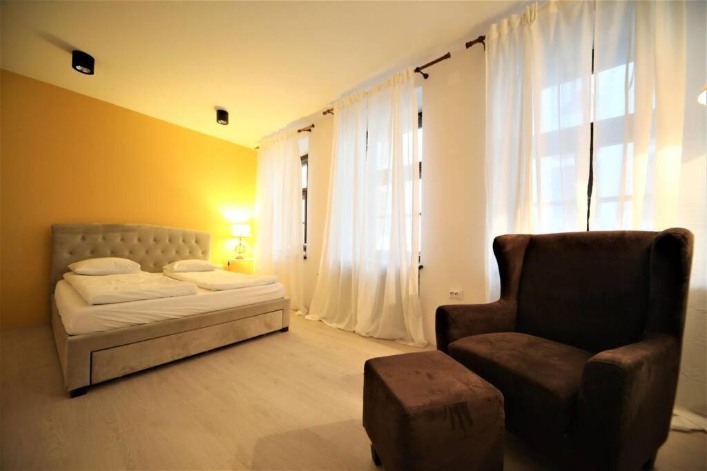Butas Lovely Two Bedroom In The Old Town *