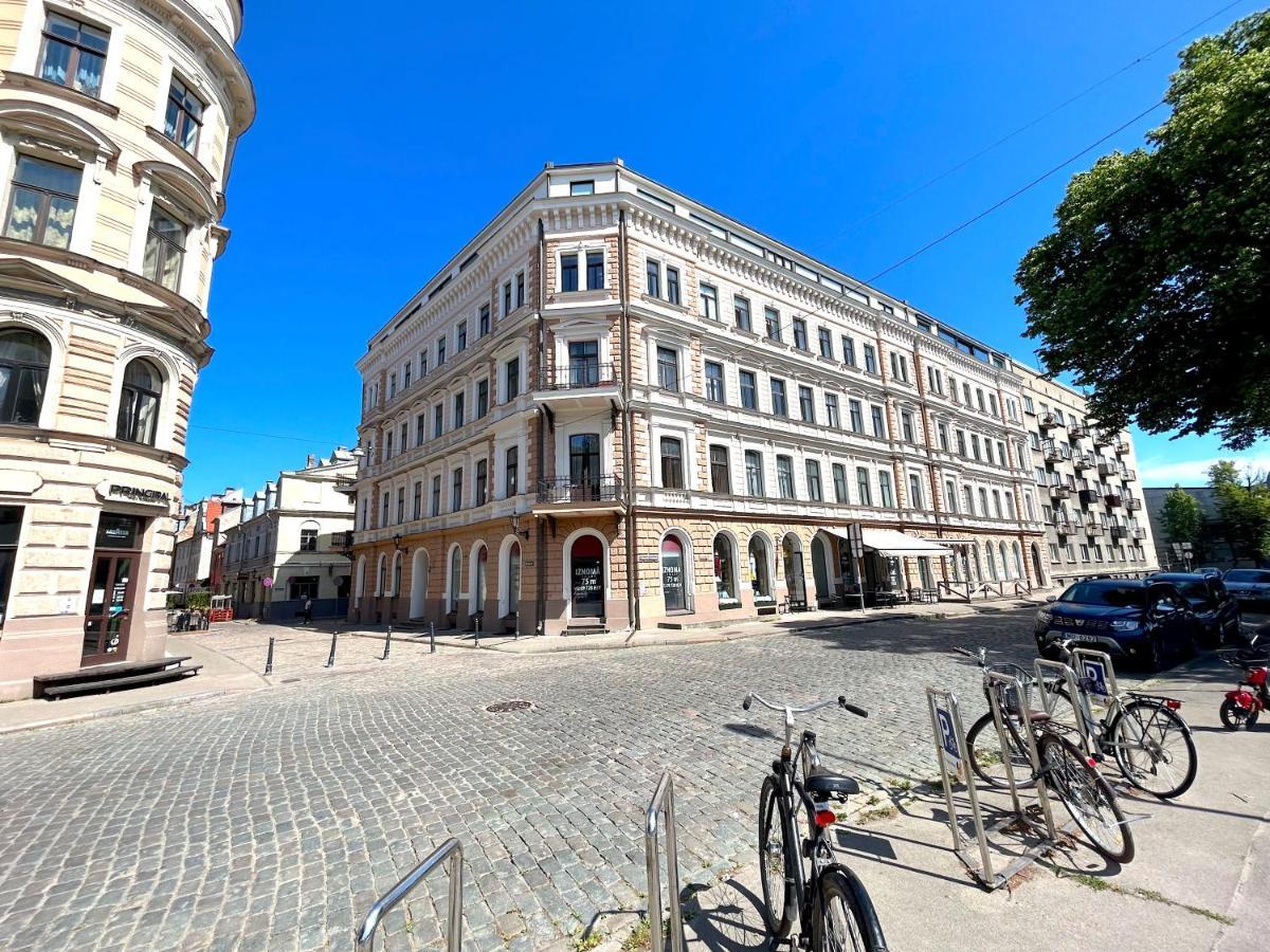 Apartment Miesnieku Old Town Riga