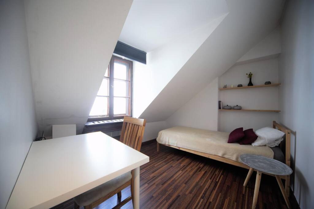 3 Bedroom / Compact Apt Old Town Riga
