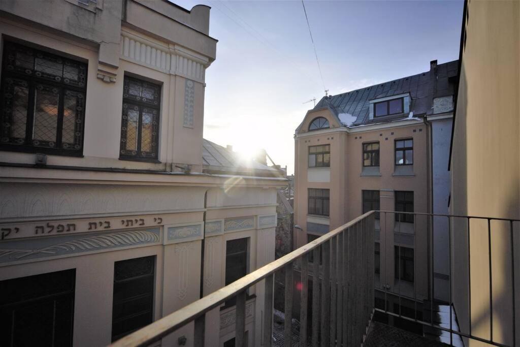 Apartment 3 Bedroom / Compact Apt Old Town Riga