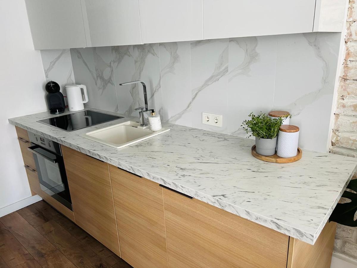 Apartment The Right Coast With Free Private Parking *