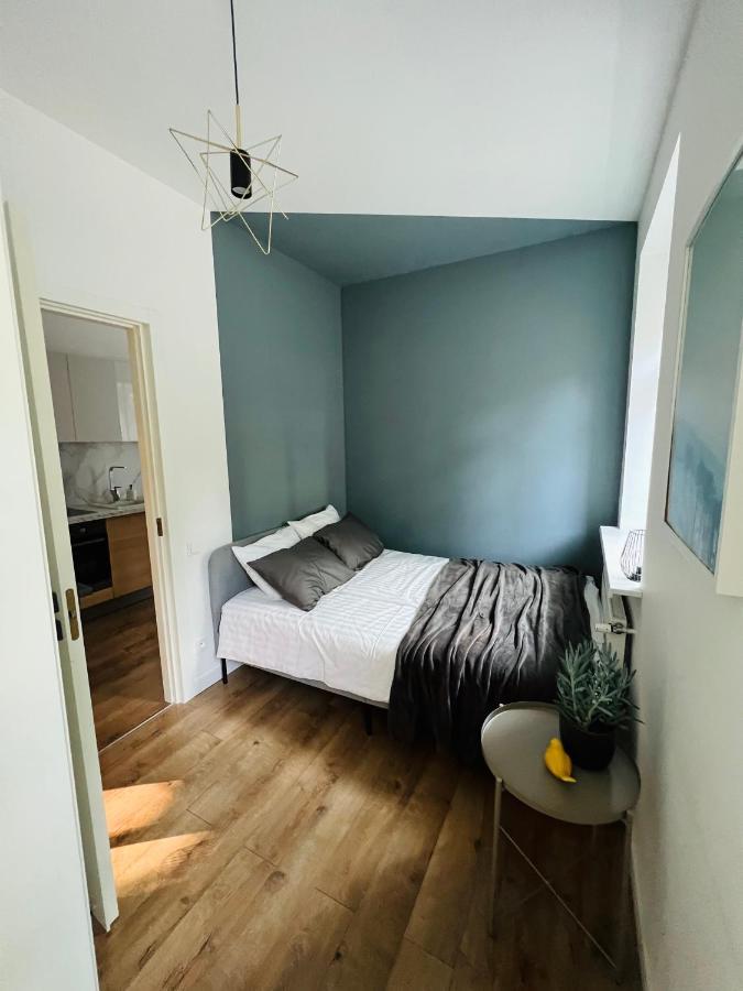Apartment The Right Coast With Free Private Parking Riga