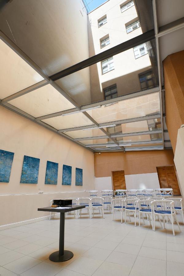 Stabu Seta Aparthotel 3*
