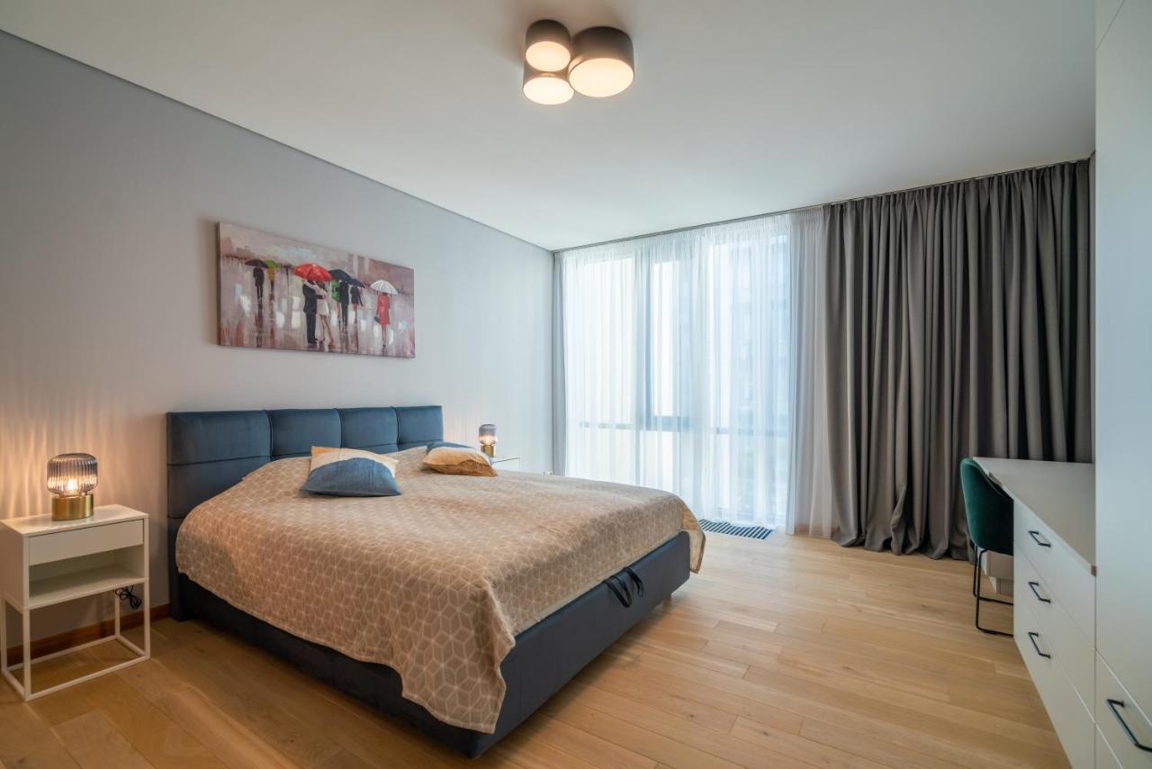 Easyrooms Dzirnavu Apartment