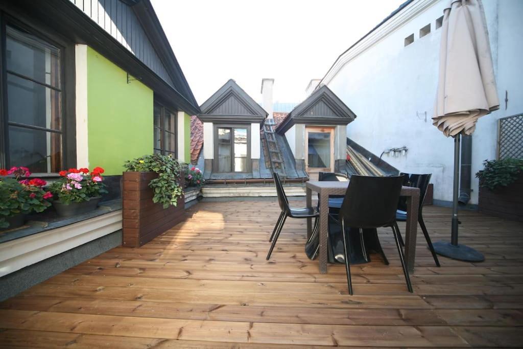 Two Bedroom / Old Town With Private Terrace