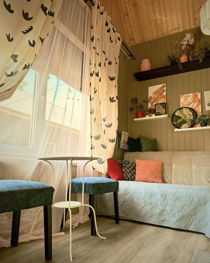 Amazing Little House On An Island With Garden * Riga