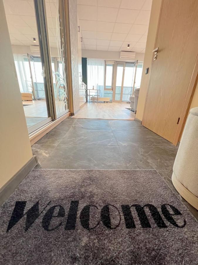 Apartamento Krasta Free Parking With & River View Riga