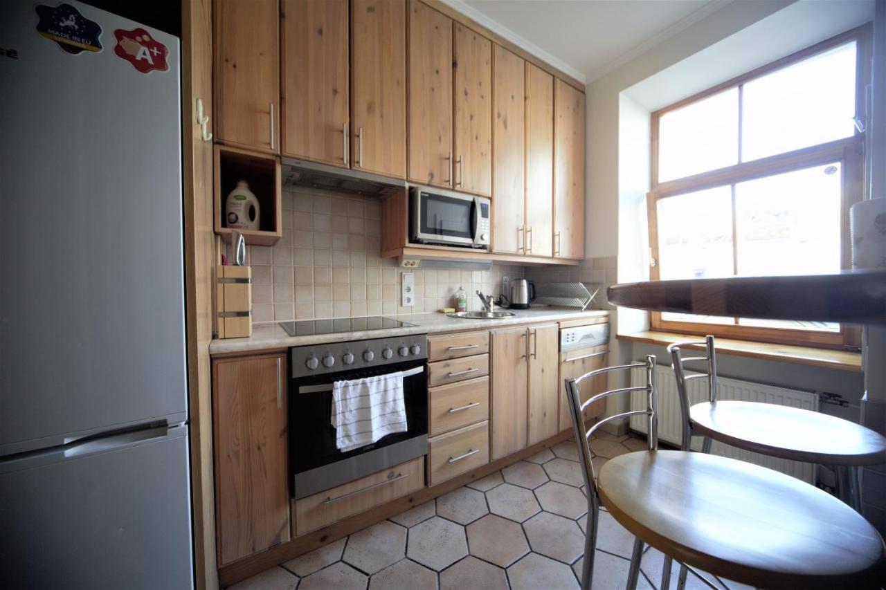 Korter Old Town 2 Bedroom / Location *