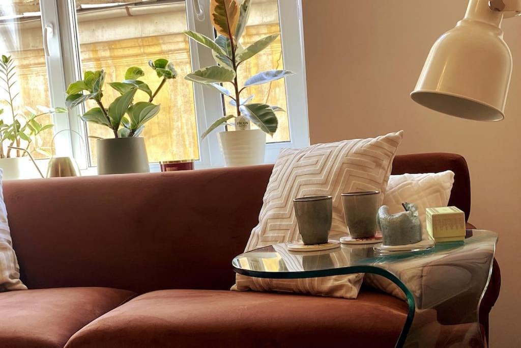 Peaceful Place Near City Centre Apartment *