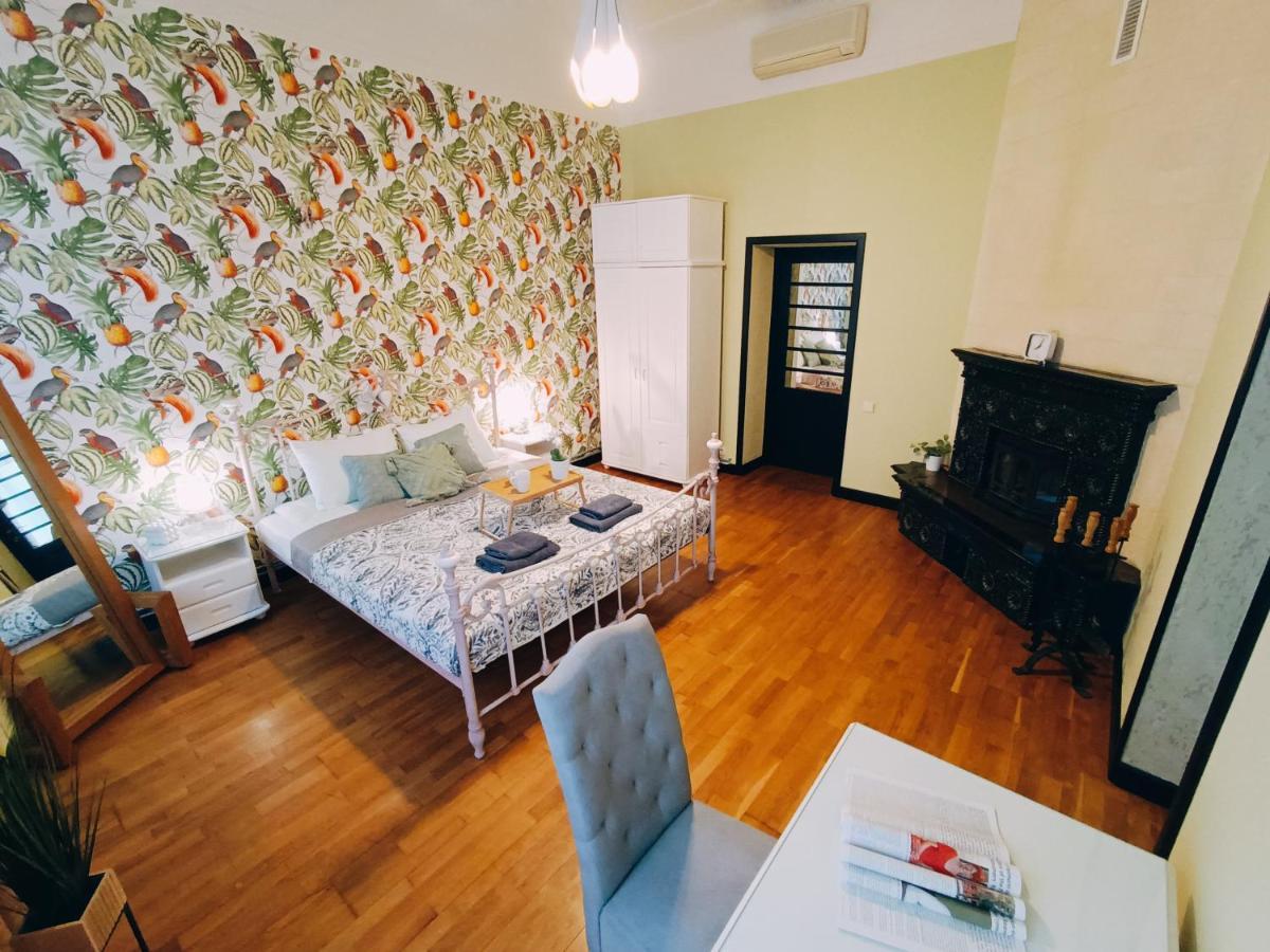 Dzīvoklis Riverside Old Town Spacious One Bedroom Few Steps From Dome Square And Cathedral *