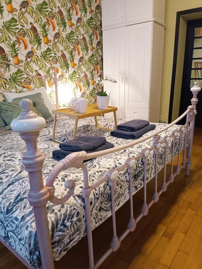 Riverside Old Town Spacious One Bedroom Few Steps From Dome Square And Cathedral Dzīvoklis Riga