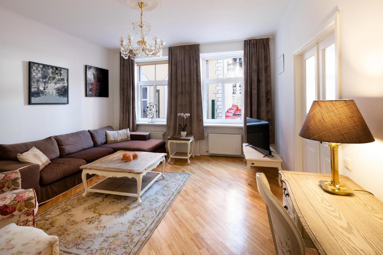 Old Vagnera Quiet Apartment *