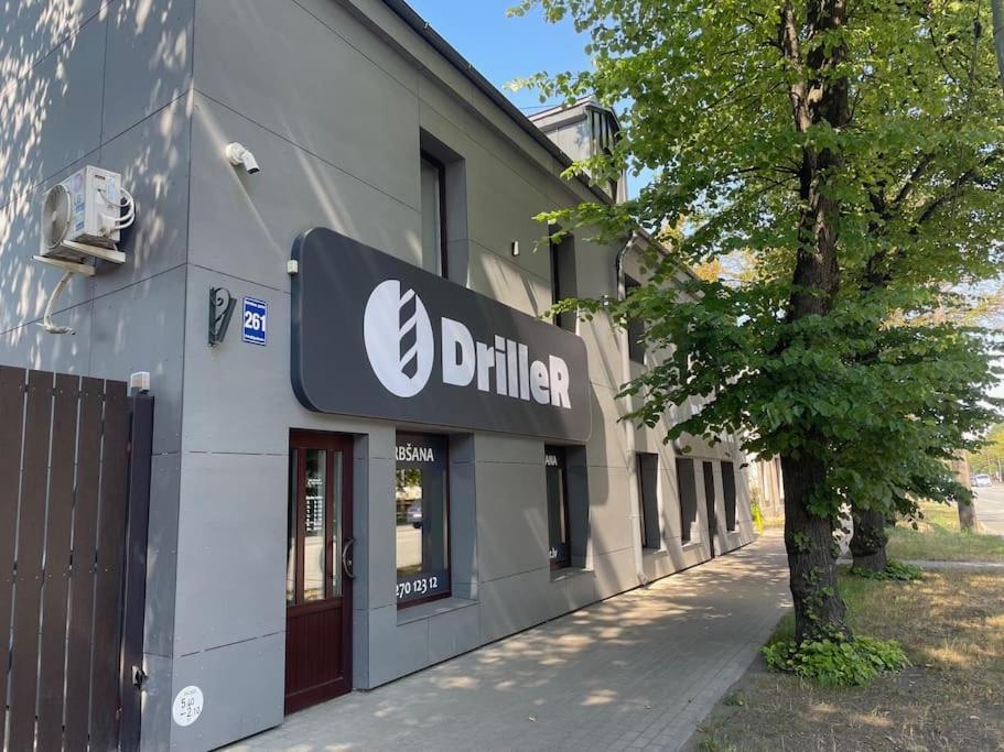 Brivibas - Wave, Free Privat Parking, Free Wifi, Self Check-in *