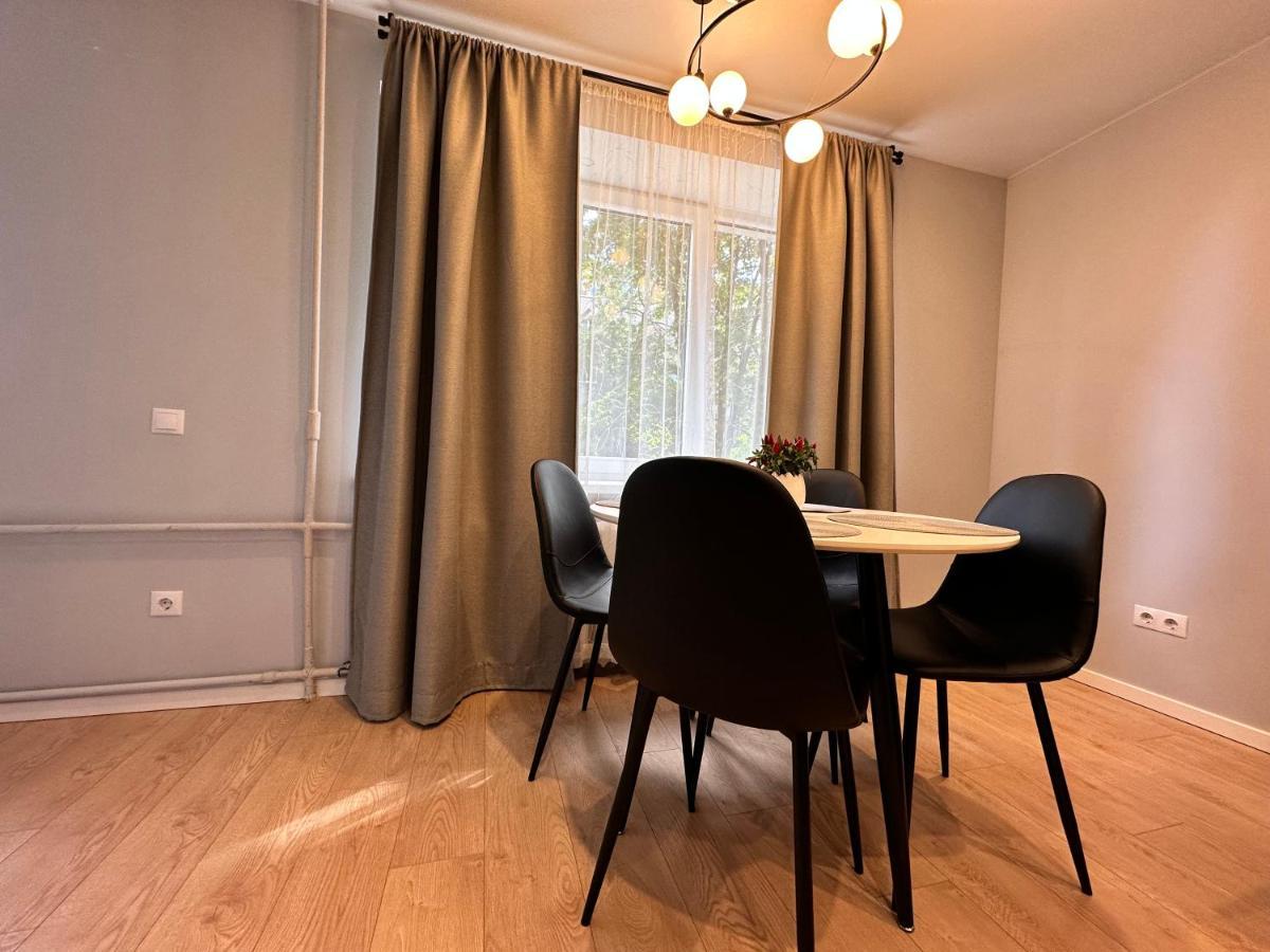 Parkside Escape: Stylish 1-br Apartment
