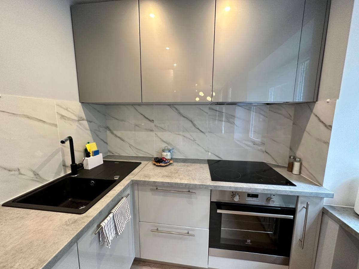 Parkside Escape: Stylish 1-br Apartment Riga