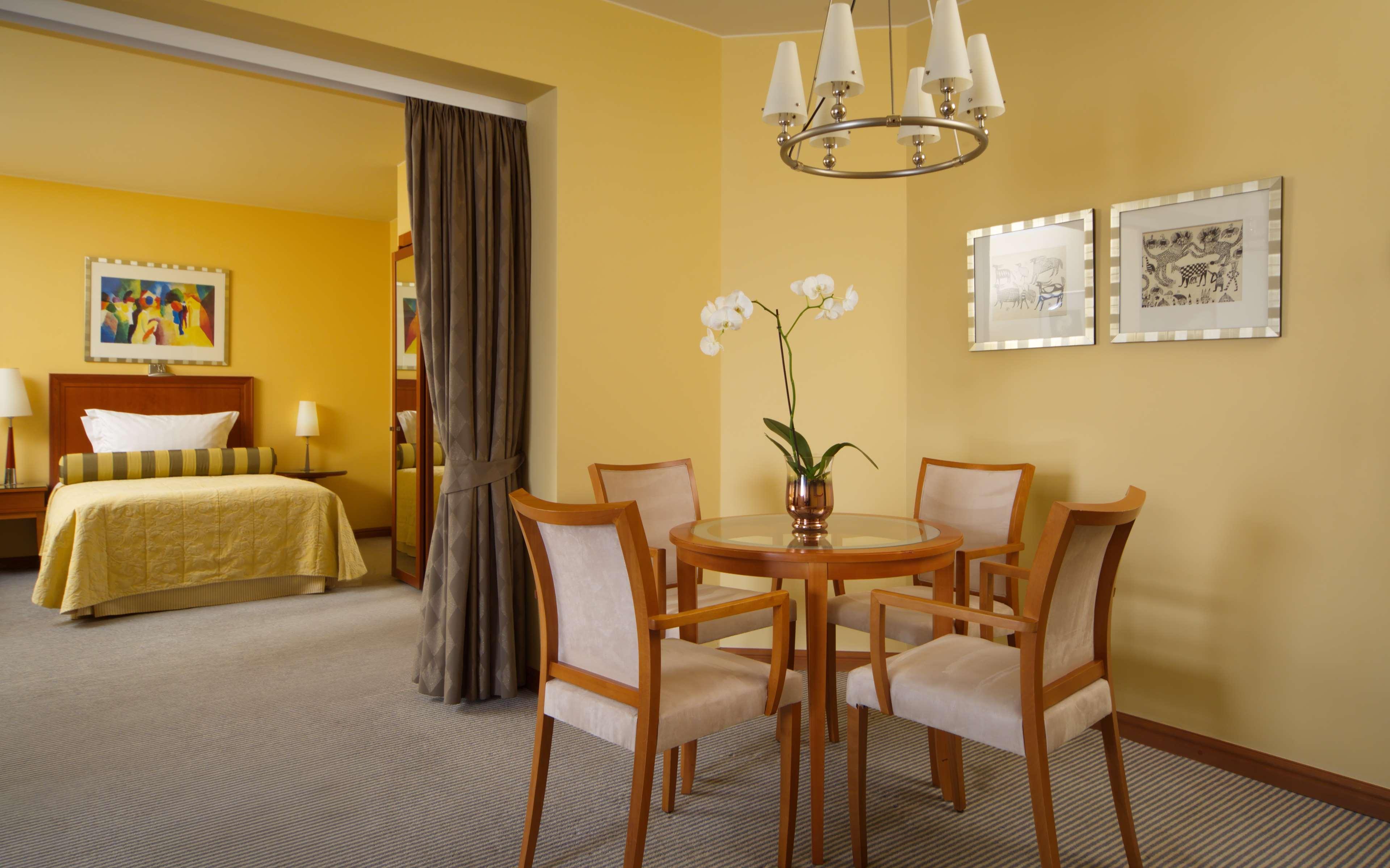 Radisson Blu Ridzene Hotel, Hotel