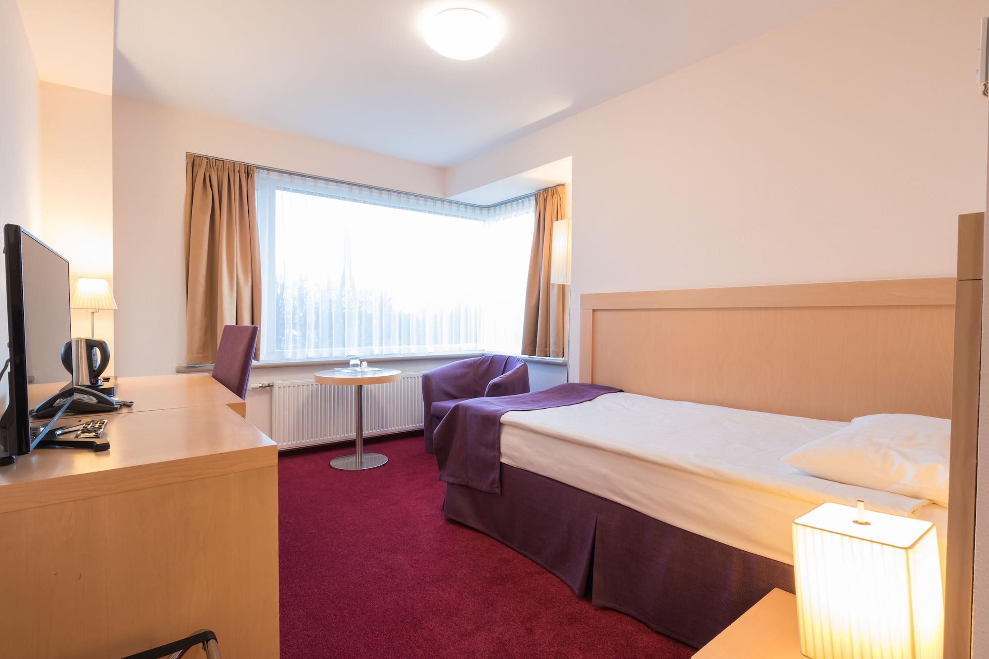 Islande With Free Parking Hotel